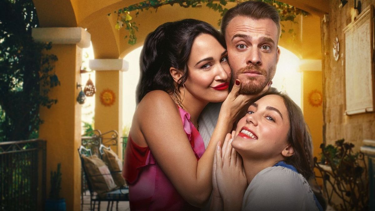 Kerem Bürsin, Öykü Karayel y Gupse Özay. Los actores turcos la rompen en la serie, Platónico. Kerem Bürsin, Öykü Karayel y Gupse Özay. Los actores turcos la rompen en la serie, Platónico. 
