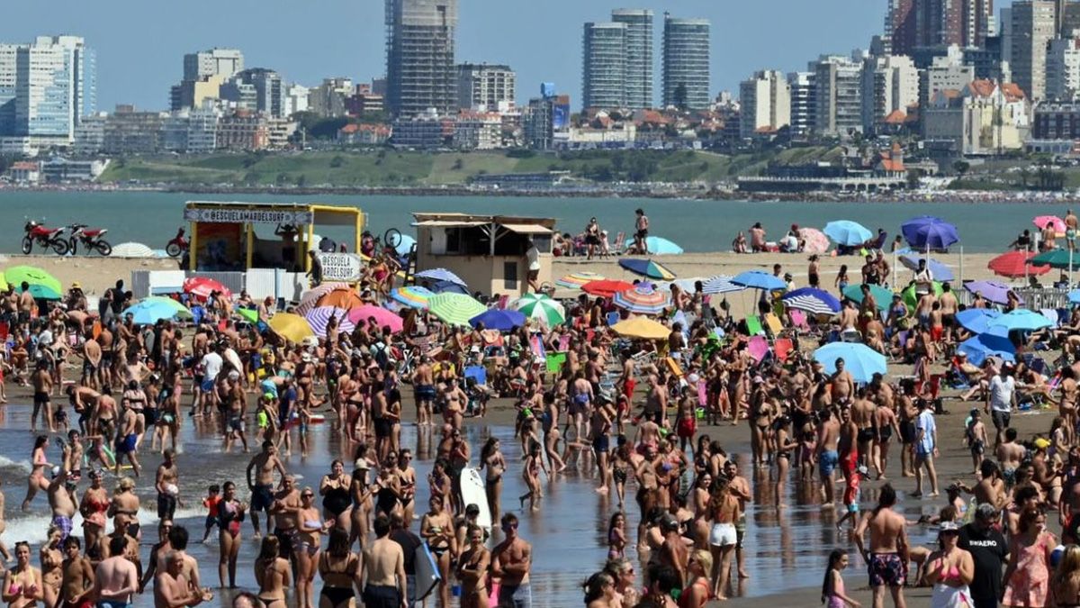 Vacaciones en Mar del Plata: planificar un viaje para veranear en la Costa representa un gasto muy importante Vacaciones en Mar del Plata: planificar un viaje para veranear en la Costa representa un gasto muy importante