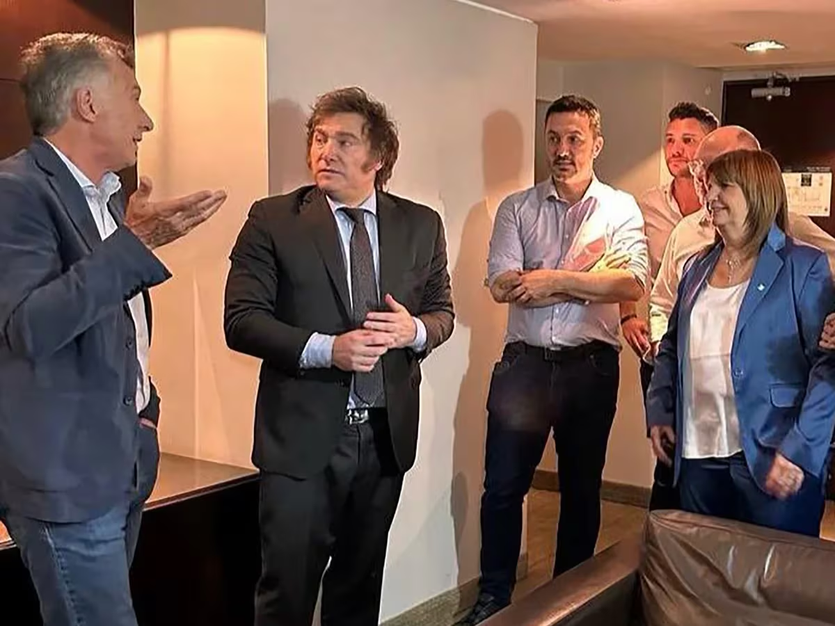Mauricio Macri, Patricia Bullrich y Luis Petri junto al presidente Javier Milei. Mauricio Macri, Patricia Bullrich y Luis Petri junto al presidente Javier Milei.