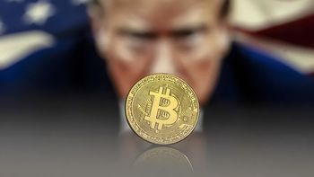 Empresa de Trump busca lanzar fondo de inversión en Bitcoin de $2,5 mil millones