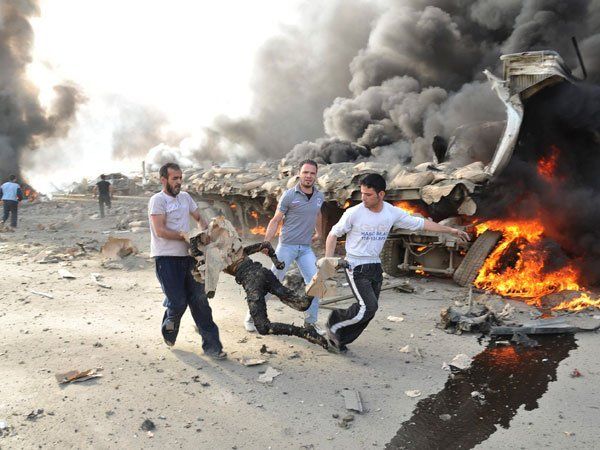 Un doble atentado dejó al menos 30 muertos y decenas de heridos en Siria