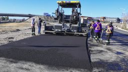 Guaymallén cambió el sentido de circulación de las laterales del Acceso Este antes del inicio de la megaobra de la autipista con alto flujo vehicular, prevista para mayo. Guaymallén cambió el sentido de circulación de las laterales del Acceso Este antes del inicio de la megaobra de la autipista con alto flujo vehicular, prevista para mayo.