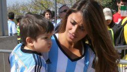 Una falsa Antonella le exigió a Messi que se vaya siendo campeón