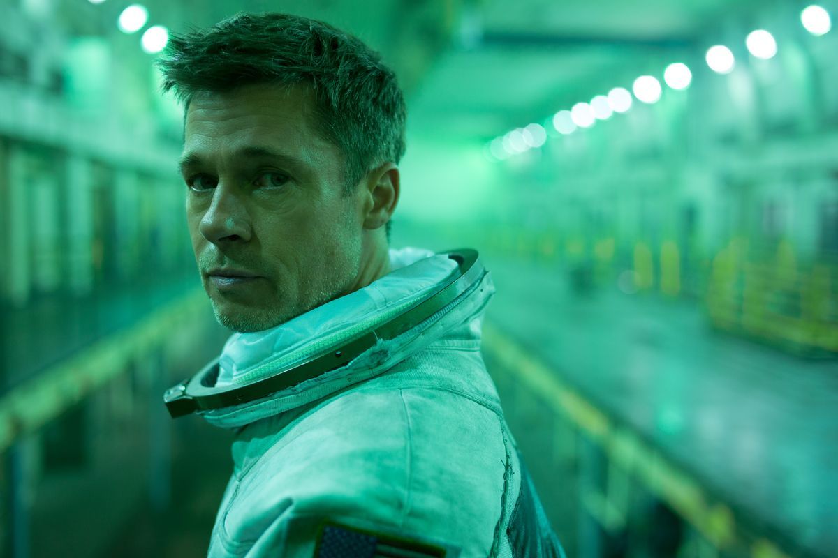 Streaming. Netflix: un genial Brad Pitt deja su corazón en lo profundo del espacio.
