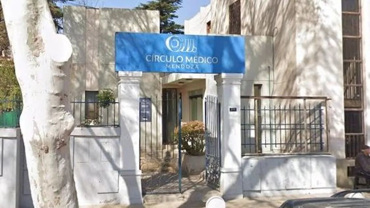 Desde el Círculo Médico de Mendoza informaron el aumento del costo de la consulta. Desde el Círculo Médico de Mendoza informaron el aumento del costo de la consulta.