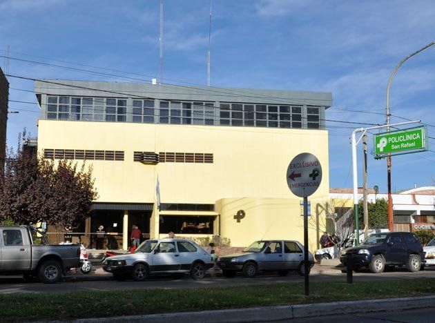 Estaba internada, entraron al cuarto y le intentaron robar