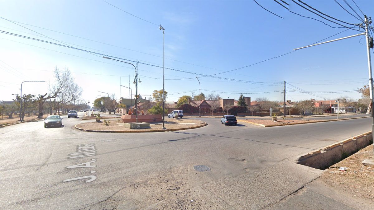 En calles Maza y Palma, de Maipú, fue donde encontraron al taxista que trasladó a los cuatro asaltantes.