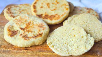 Pan sin gluten en sartén listo en 5 minutos: receta rápida para un desayuno saludable Pan sin gluten en sartén listo en 5 minutos: receta rápida para un desayuno saludable