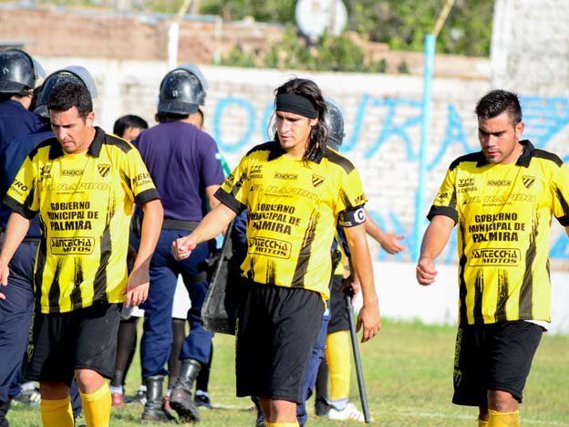 Los jugadores de Palmira se plantaron y no entrenarán hasta que aparezca la plata