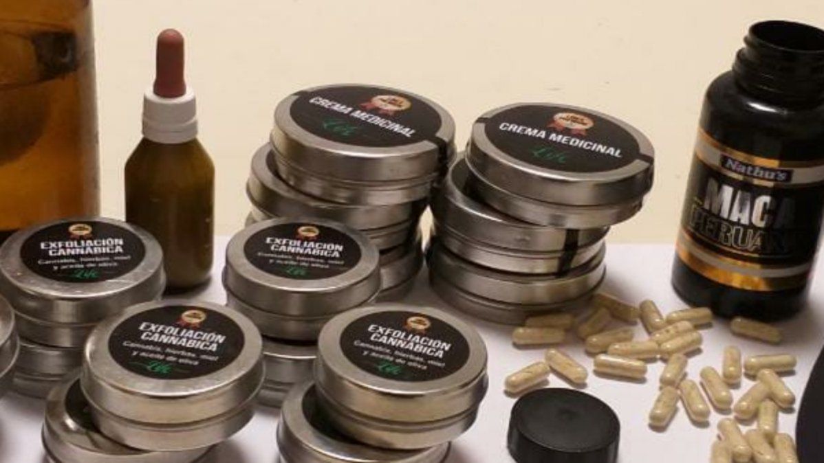 Esta es la carga encontrada por la Policía de Mendoza en el interior de una camioneta Fiat Fiorino que era conducida por un uruguayo radicado en Buenos Aires.