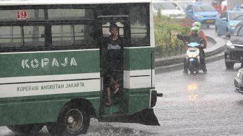 Indonesia: 19 muertos por lluvias torrenciales en Java