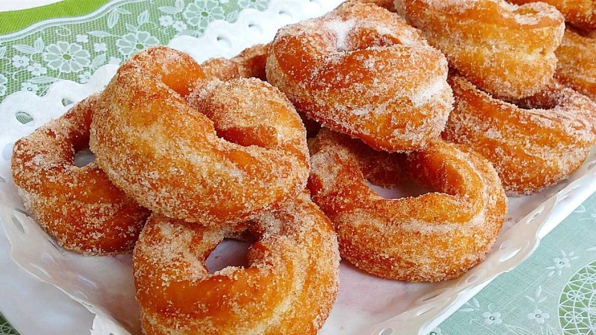 Rosquillas de anís, una de las recetas más irresistibles y esponjosas de las abuelas.