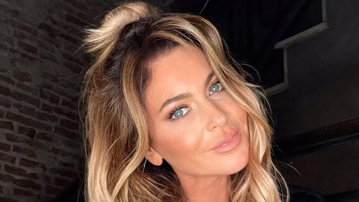 A sus 53, Karina Mazzocco se suma a las transparencias más atrevidas y causa impacto