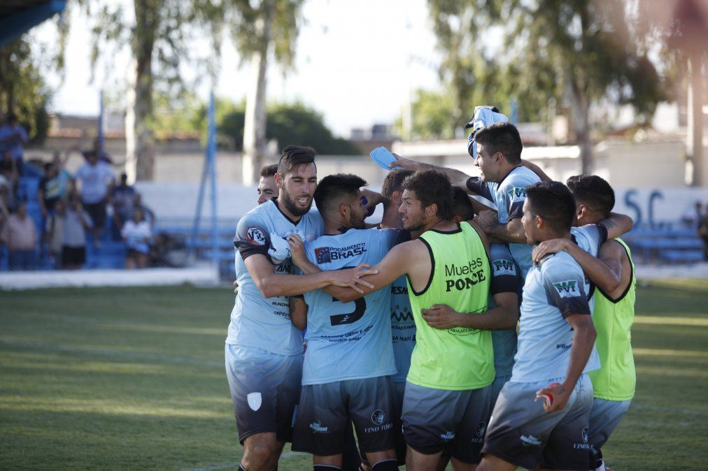 Con un golazo de chilena, Gutiérrez liquidó a Maipú y lo dejó último en la zona