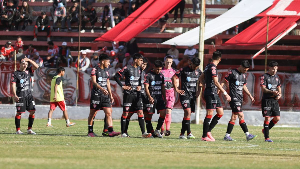 El Chacarero lleva 5 partidos sin perder, pero igual es deficitario.