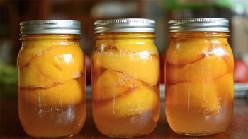 Cómo hacer duraznos al natural caseros: la receta con un fácil paso a paso y simples ingredientes Cómo hacer duraznos al natural caseros: la receta con un fácil paso a paso y simples ingredientes