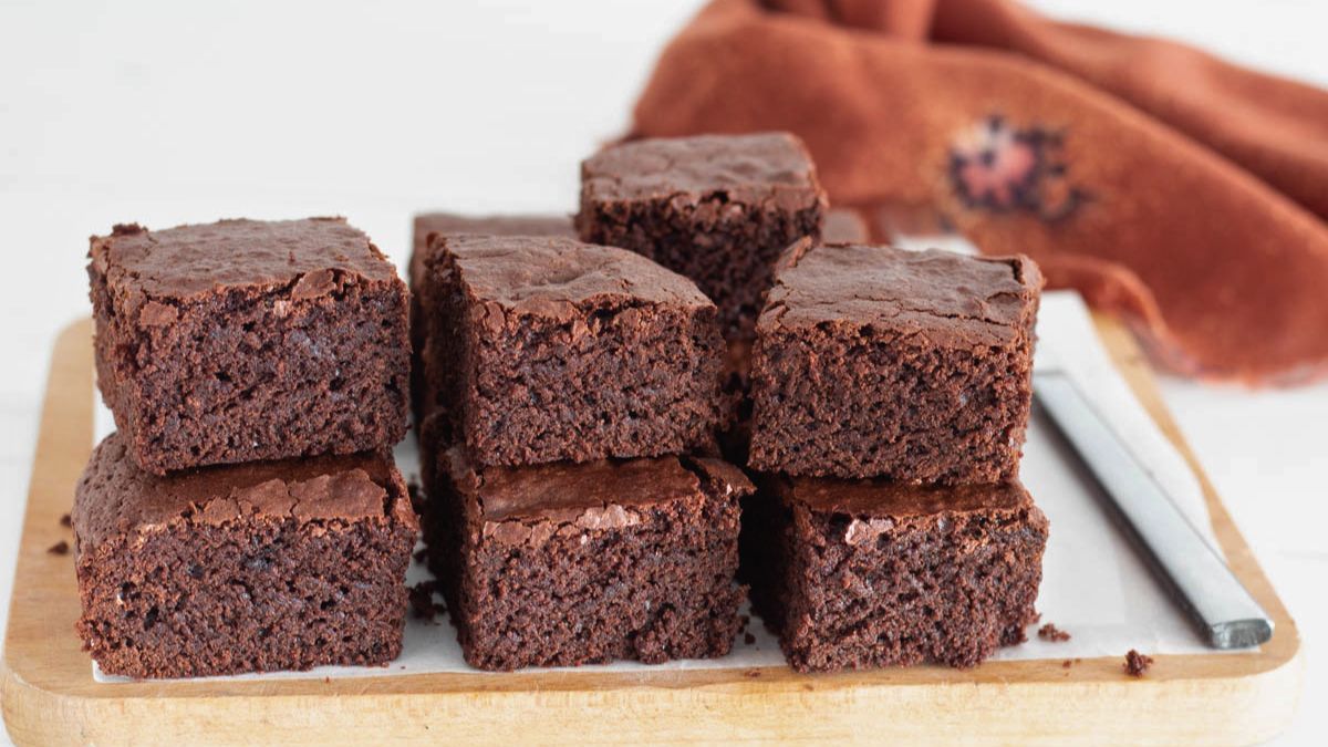 Los brownies con cacao son una receta económica, práctica y sencilla.