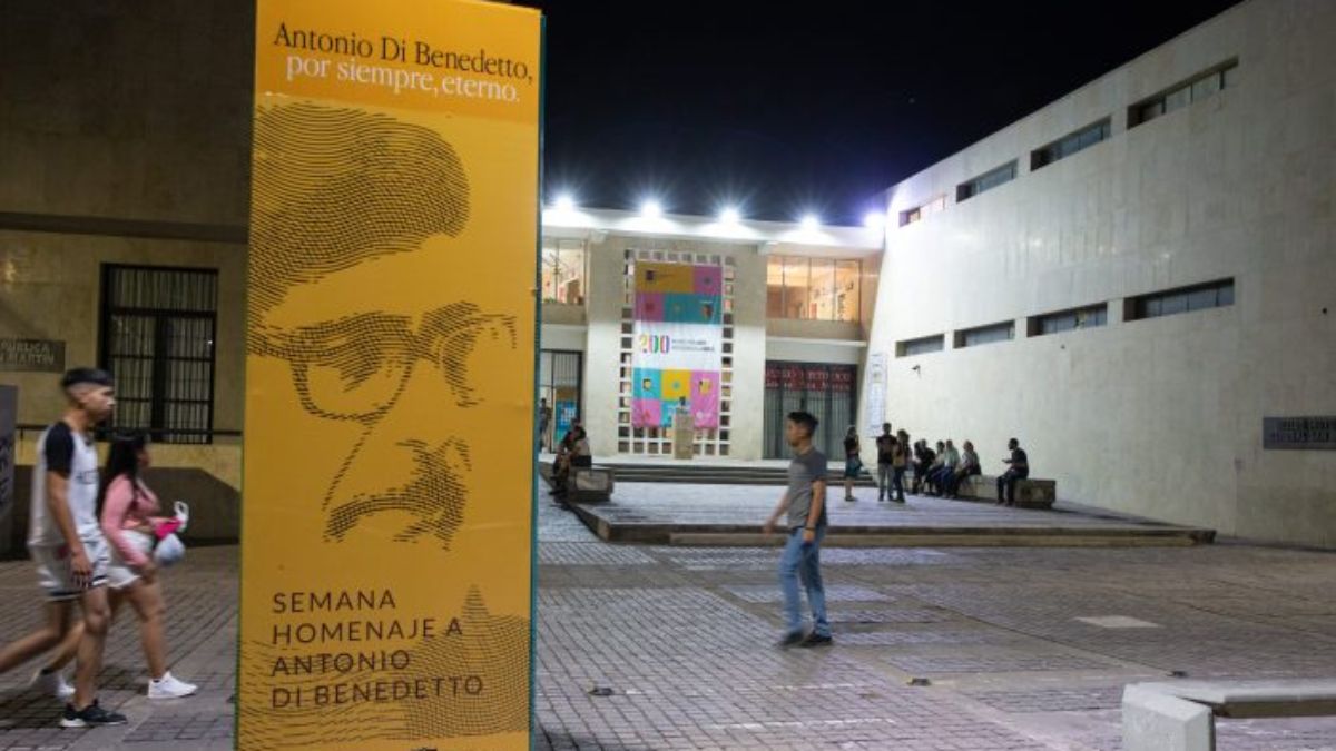 El Ministerio de Turismo y Cultura organizó una semana de festejos y eventos culturales para recordar el aniversario número cien del nacimiento del escritor Antonio Di Benedetto.