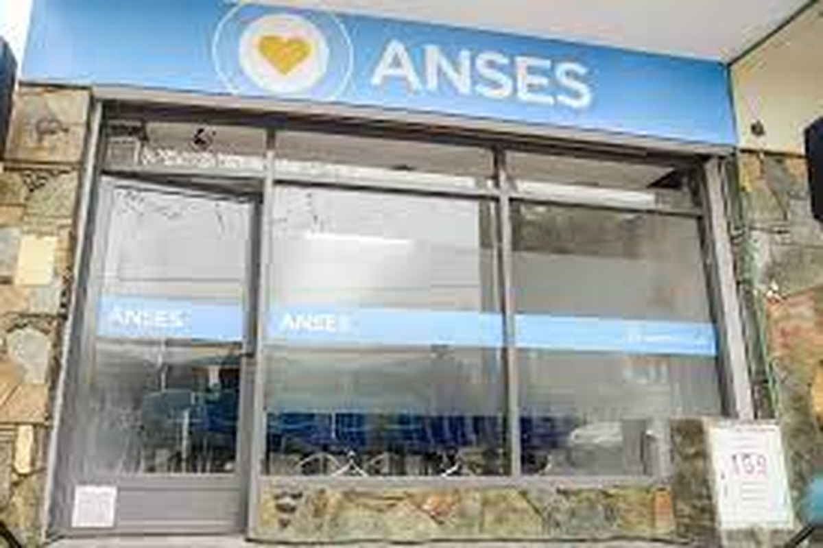 La oficina de ANSES en La Paz se quedó sin personal. La oficina de ANSES en La Paz se quedó sin personal.
