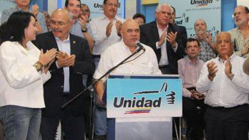 La oposición venezolana obtuvo el control total parlamentario y delinea cambios