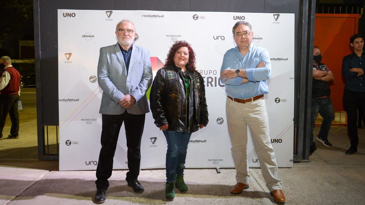 Javier Dellamaggiore, Patricia Vietti y Marcelo Tobares.