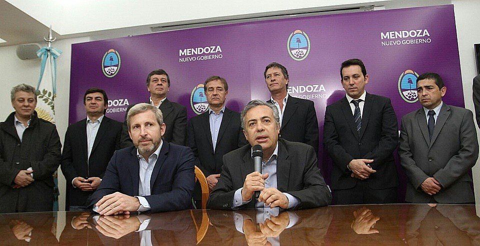 Frigerio anunció inversiones en Mendoza y ligó al kirchnerismo con la corrupción en obra pública