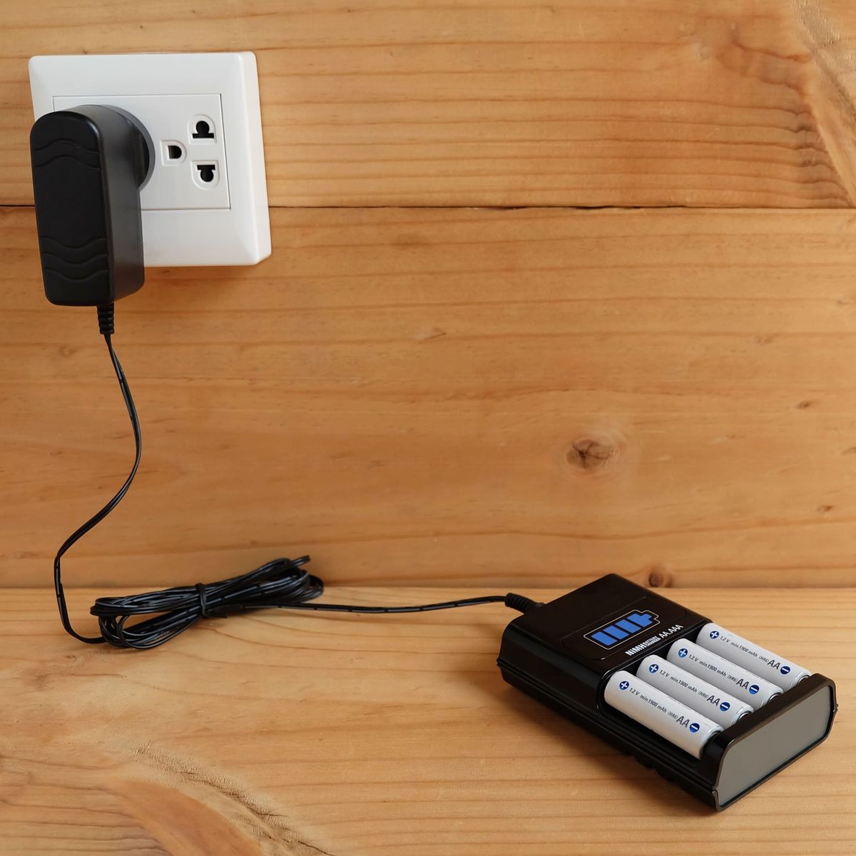 El sencillo y efectivo truco con el celular para comprobar si una pila tiene carga El sencillo y efectivo truco con el celular para comprobar si una pila tiene carga