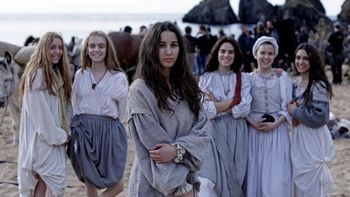 Netflix: la película de época de revela los detalles más escalofriantes de la caza de brujas en España