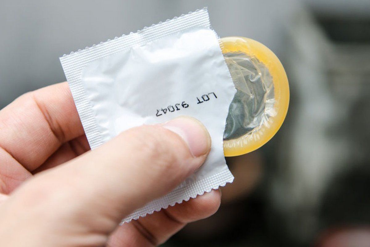 ¿Están caros? Se quejó del elevado precio de los preservativos y su ocurrencia se viralizó.