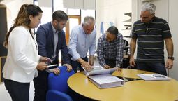 El equipo de Energía de la Provincia junto al intendente Celso Jaque en Malargüe.