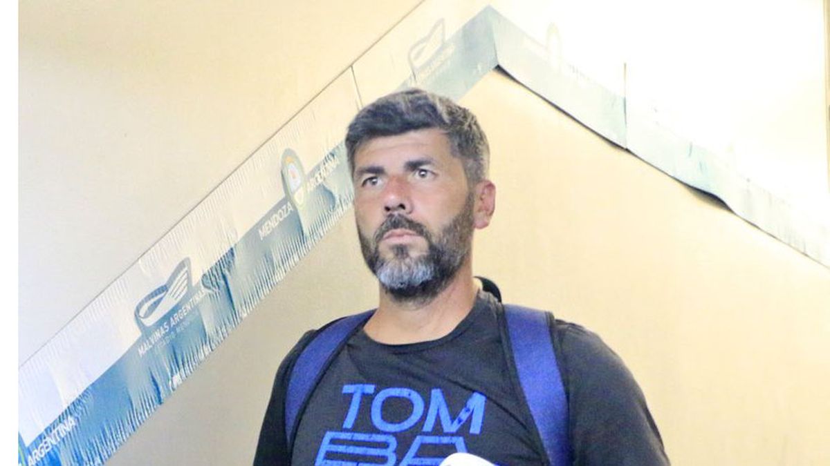 Ernesto Pedernera seguirá como entrenador de Godoy Cruz en el 2025.