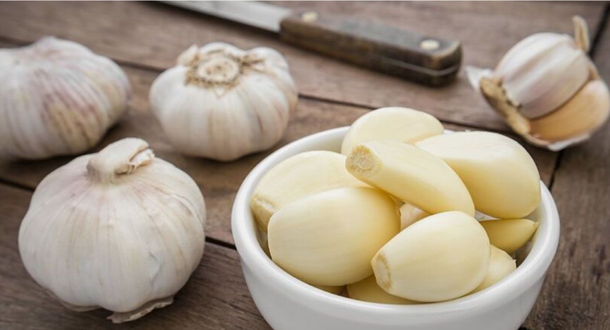El ajo es una buena opción para combatir los procesos virales que provocan resfrío y malestar general El ajo es una buena opción para combatir los procesos virales que provocan resfrío y malestar general