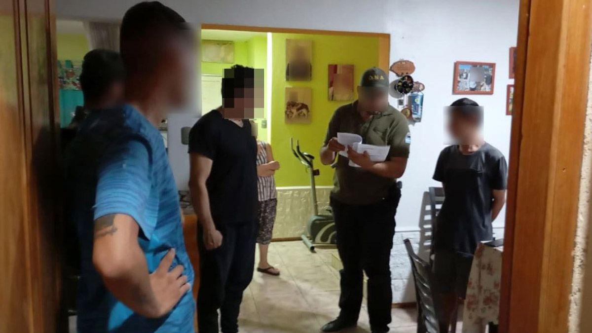 Tras el allanamiento en una casa de Las Heras fdue detenido un hombre