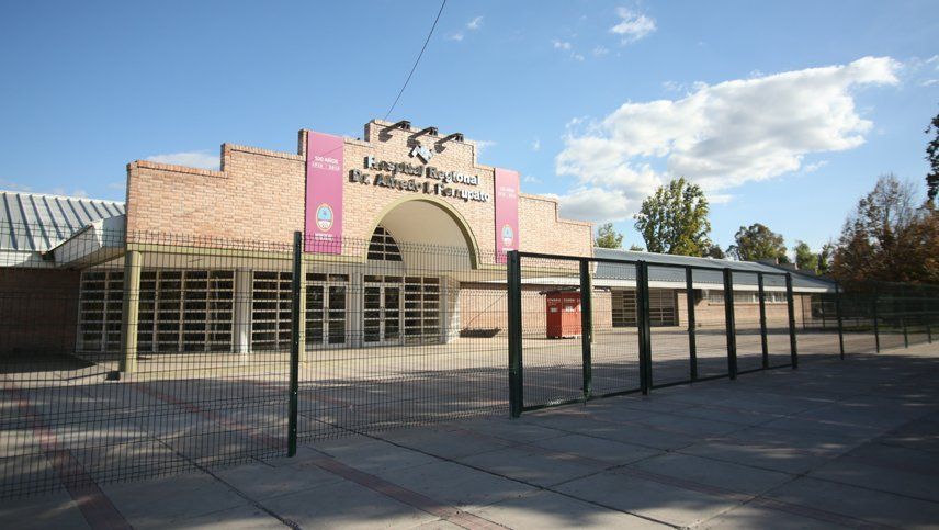 Una enfermera denunció que no le hicieron un estudio por trabajar en un hospital