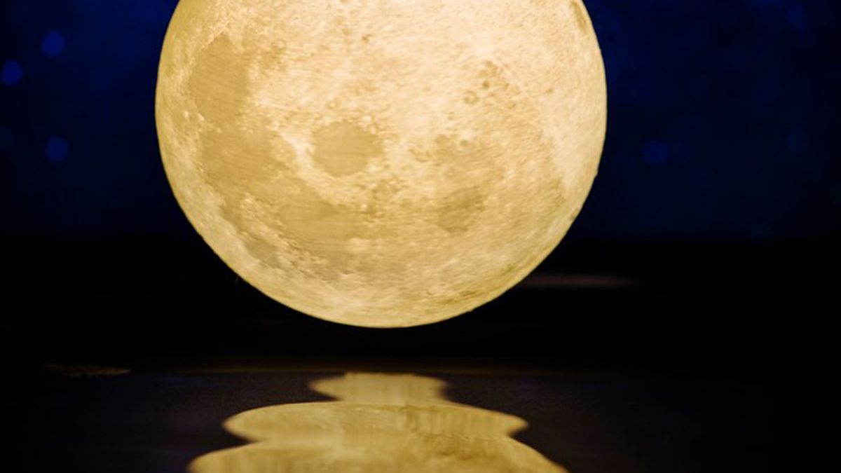 La Luna llena de mayo es una oportunidad para conectar con tu energía con pequeños rituales. La Luna llena de mayo es una oportunidad para conectar con tu energía con pequeños rituales. 