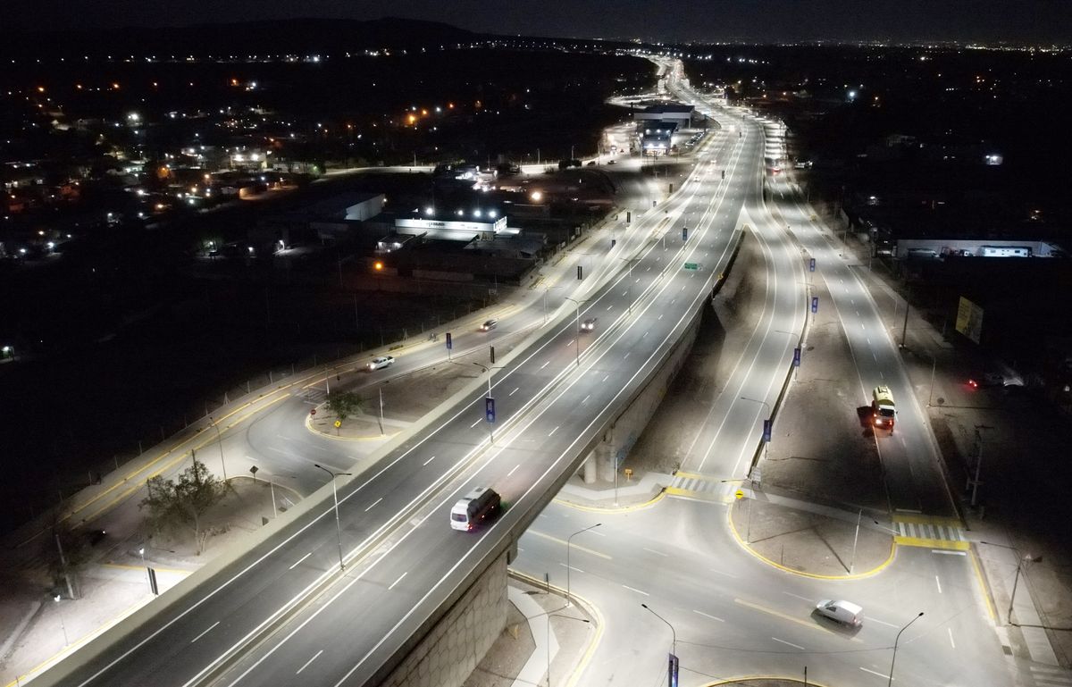 La modernización y la tecnología caracterizan el nuevo tramo de la Ruta Provincial 82. La modernización y la tecnología caracterizan el nuevo tramo de la Ruta Provincial 82.