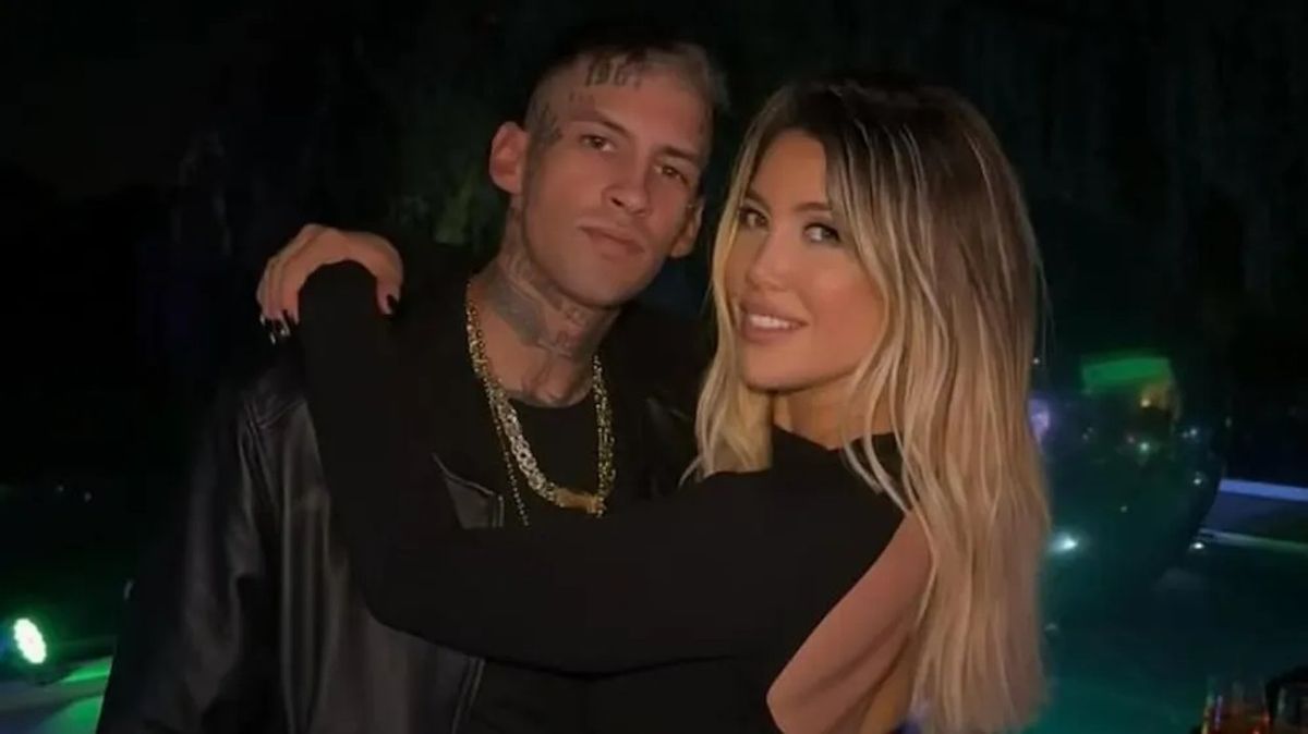 Wanda Nara al borde de la censura en el show de L-Gante: las fotos