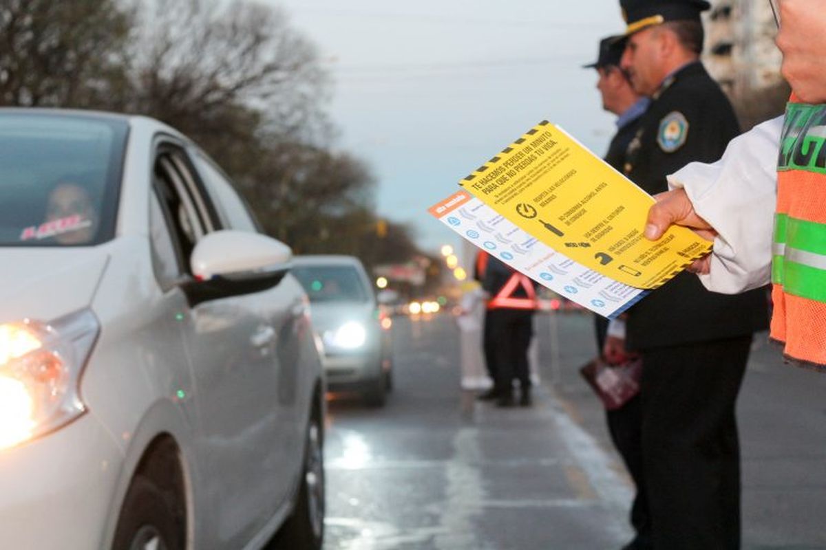 Desde la cartera de Seguridad anunciaron más presencia policial en lugares turísticos para este fin de semana extra largo. Desde la cartera de Seguridad anunciaron más presencia policial en lugares turísticos para este fin de semana extra largo.