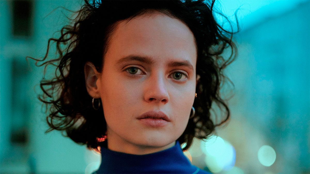 Jana McKinnon es la protagonista de Silver y el libro de los sueños, la nueva película de Amazon Prime Video.