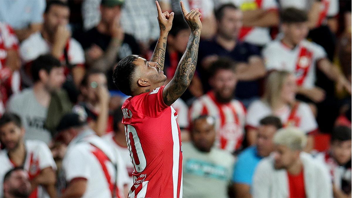 Ángel Correa marcó uno de los goles del gran triunfo de Atlético de Madrid sobre Rayo Vallecano.