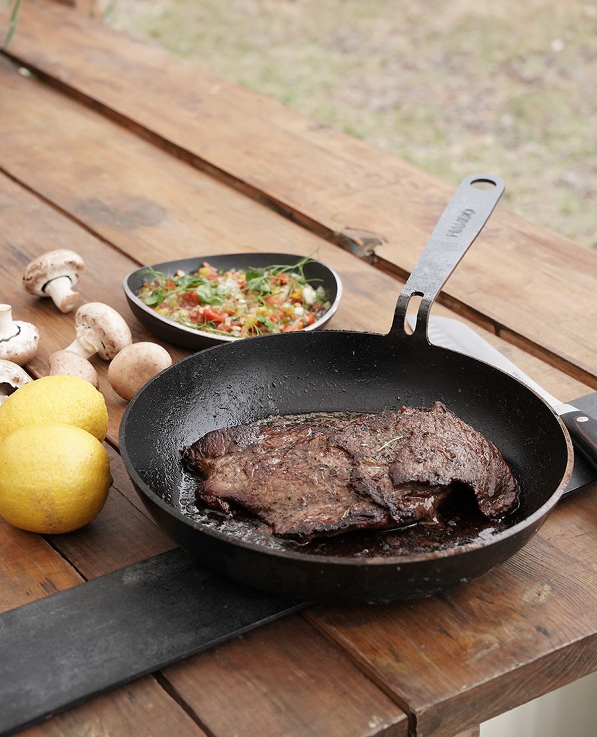 Sartén de hierro. Sartén de hierro.