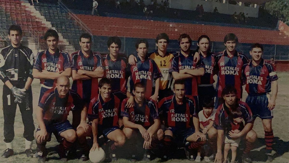 Diego Estrada integró un gran equipo de Talleres. Allì jugaba Sebastián Torrico.