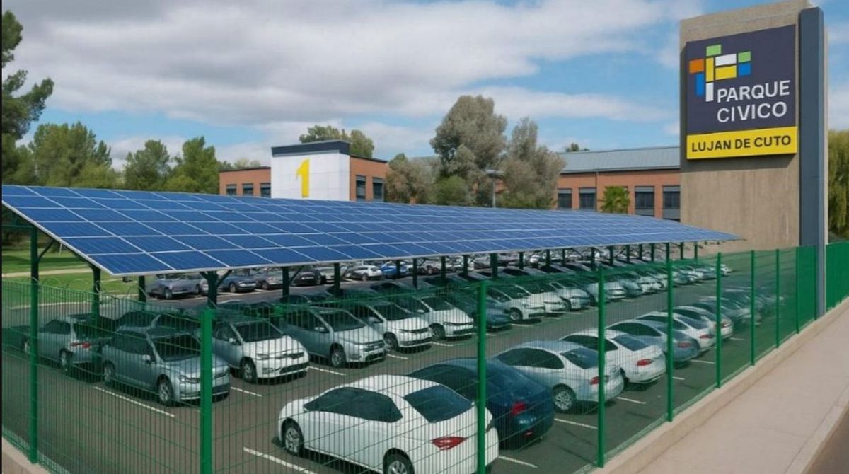 Se montaron 748 paneles adicionales en un estacionamiento solar, que aportarán 460 kW al sistema. Se montaron 748 paneles adicionales en un estacionamiento solar, que aportarán 460 kW al sistema.