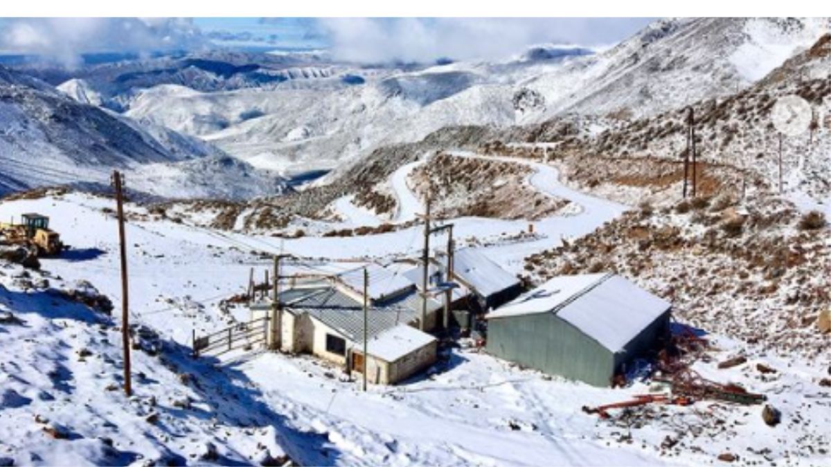 Una postal de Vallecitos tras las fuertes nevadas de este invierno. Una postal de Vallecitos tras las fuertes nevadas de este invierno.