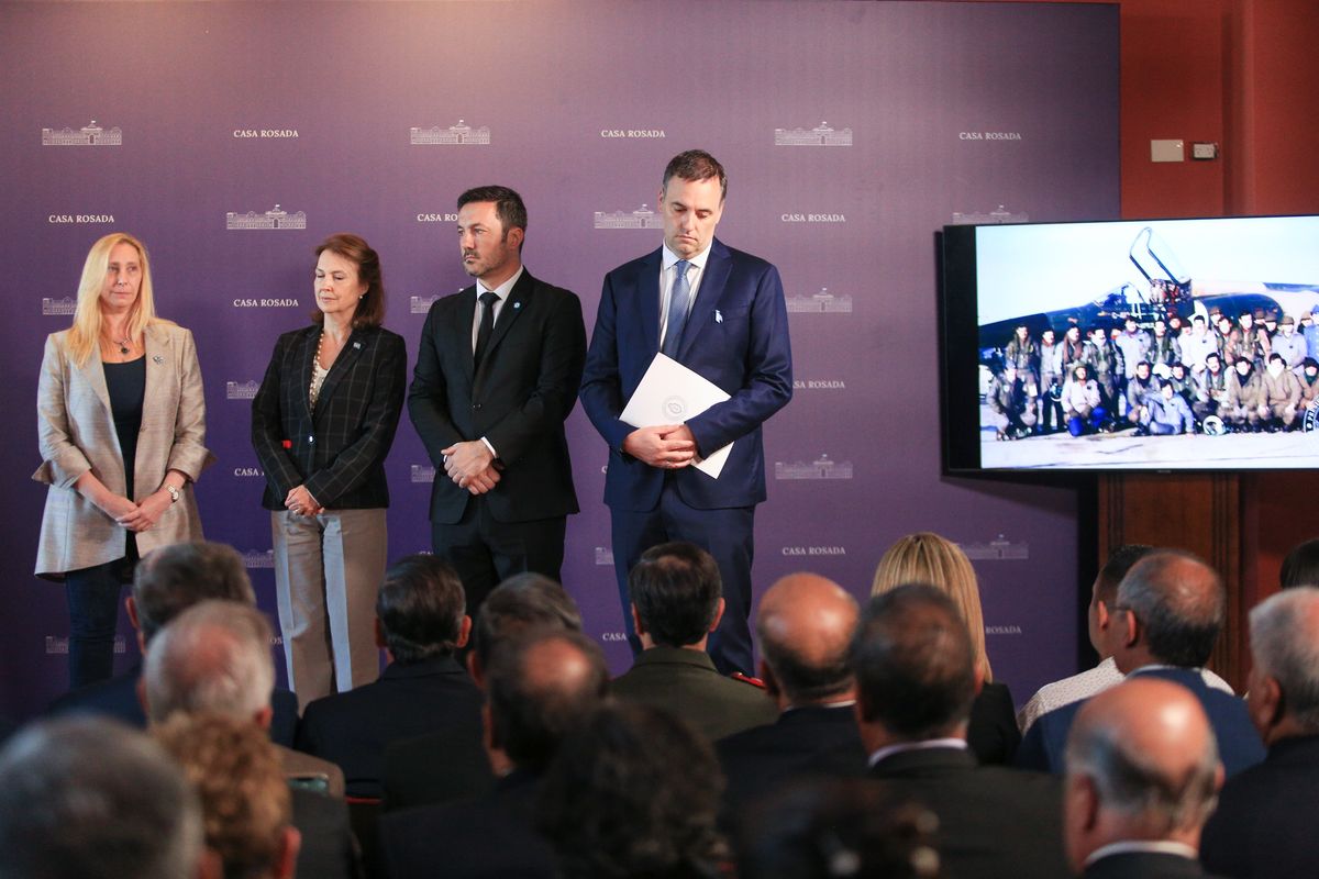 Karina Milei, Diana Mondino, Luis Petri y Manuel Adorni anunciaron el nuevo nombre del ahora ex Salón de los Pueblos Originarios.