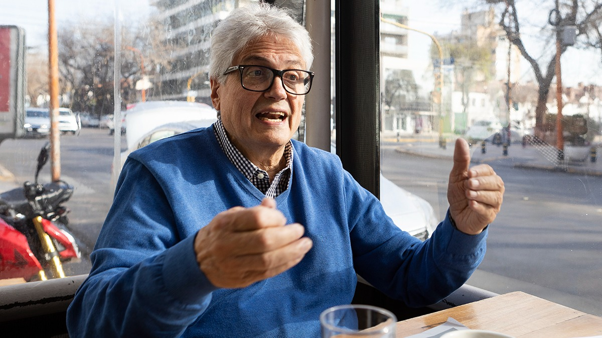 Alberto Flamarique, ex dirigente del PJ mendocino, tiene 73 años. Alberto Flamarique, ex dirigente del PJ mendocino, tiene 73 años.