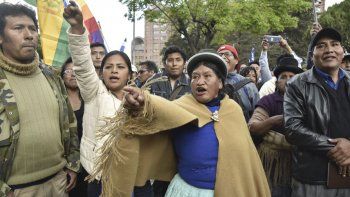 Lento recuento de votos y mucha incertidumbre en Bolivia
