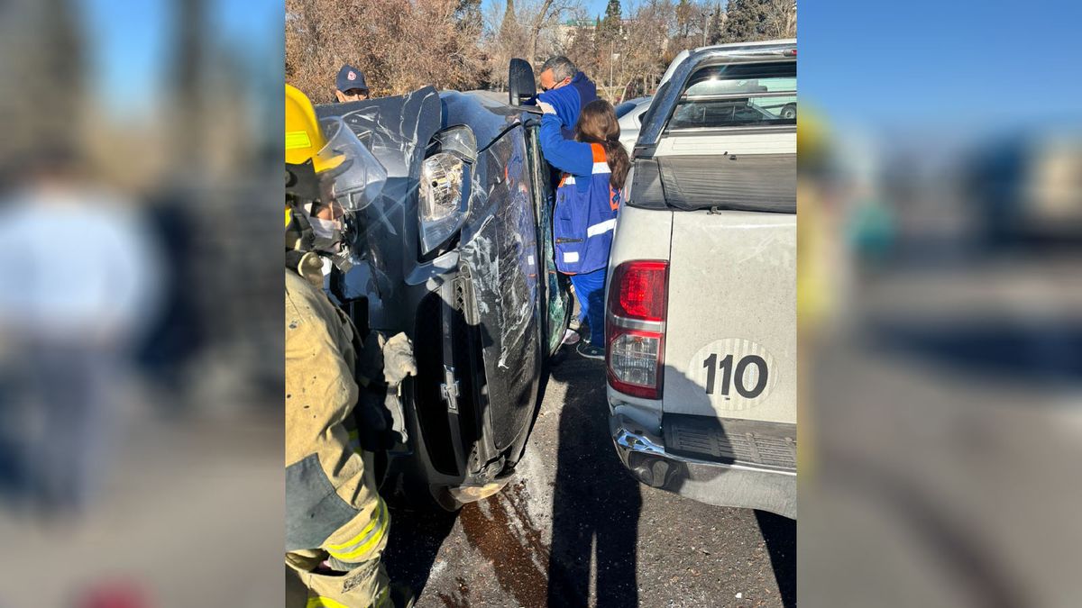 El accidente ocurrió en el Acceso Este a la altura de calle Cañadita Alegre, de Guaymallén. El accidente ocurrió en el Acceso Este a la altura de calle Cañadita Alegre, de Guaymallén.
