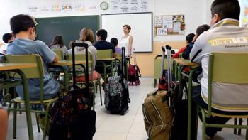 Menos alumnos en las aulas: las estrategias de la DGE ante una caída anual del 4% en la matrícula Menos alumnos en las aulas: las estrategias de la DGE ante una caída anual del 4% en la matrícula