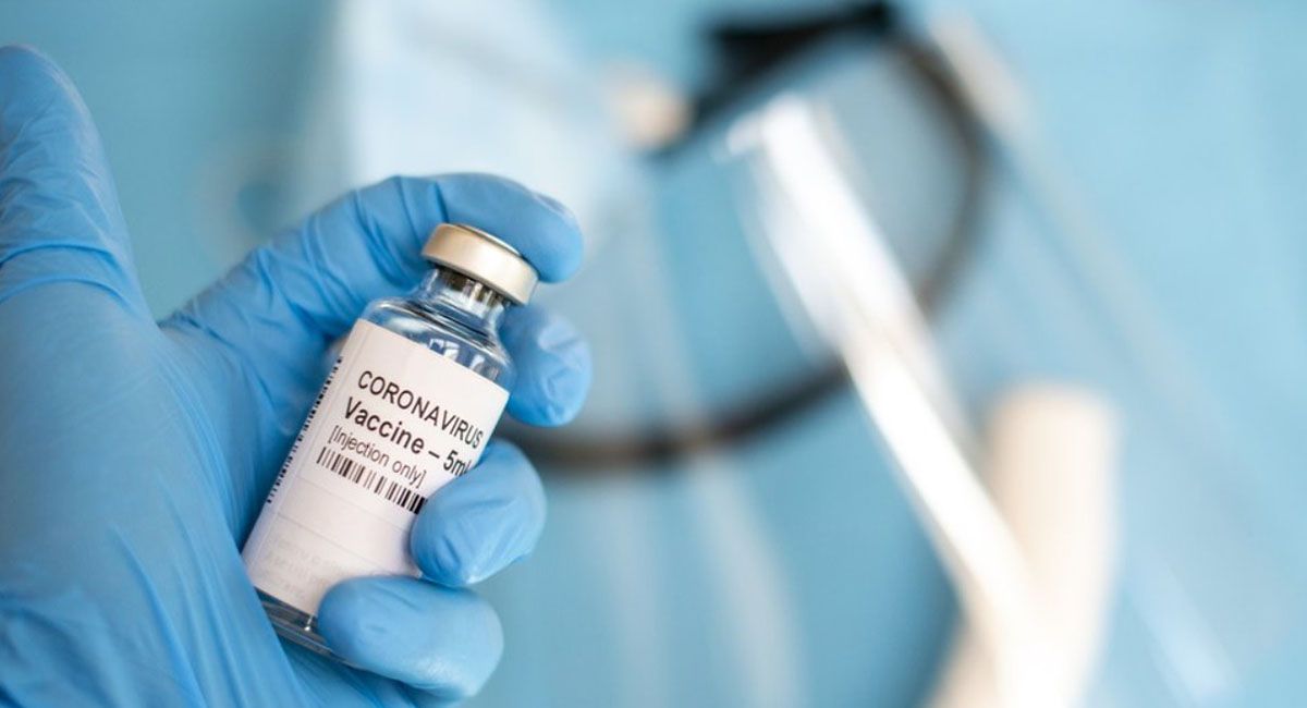 Un ex médico fue condenado a 31 años de prisión por intentar asesinar al novio de su madre con vino envenando y una falsa vacuna. Un ex médico fue condenado a 31 años de prisión por intentar asesinar al novio de su madre con vino envenando y una falsa vacuna.